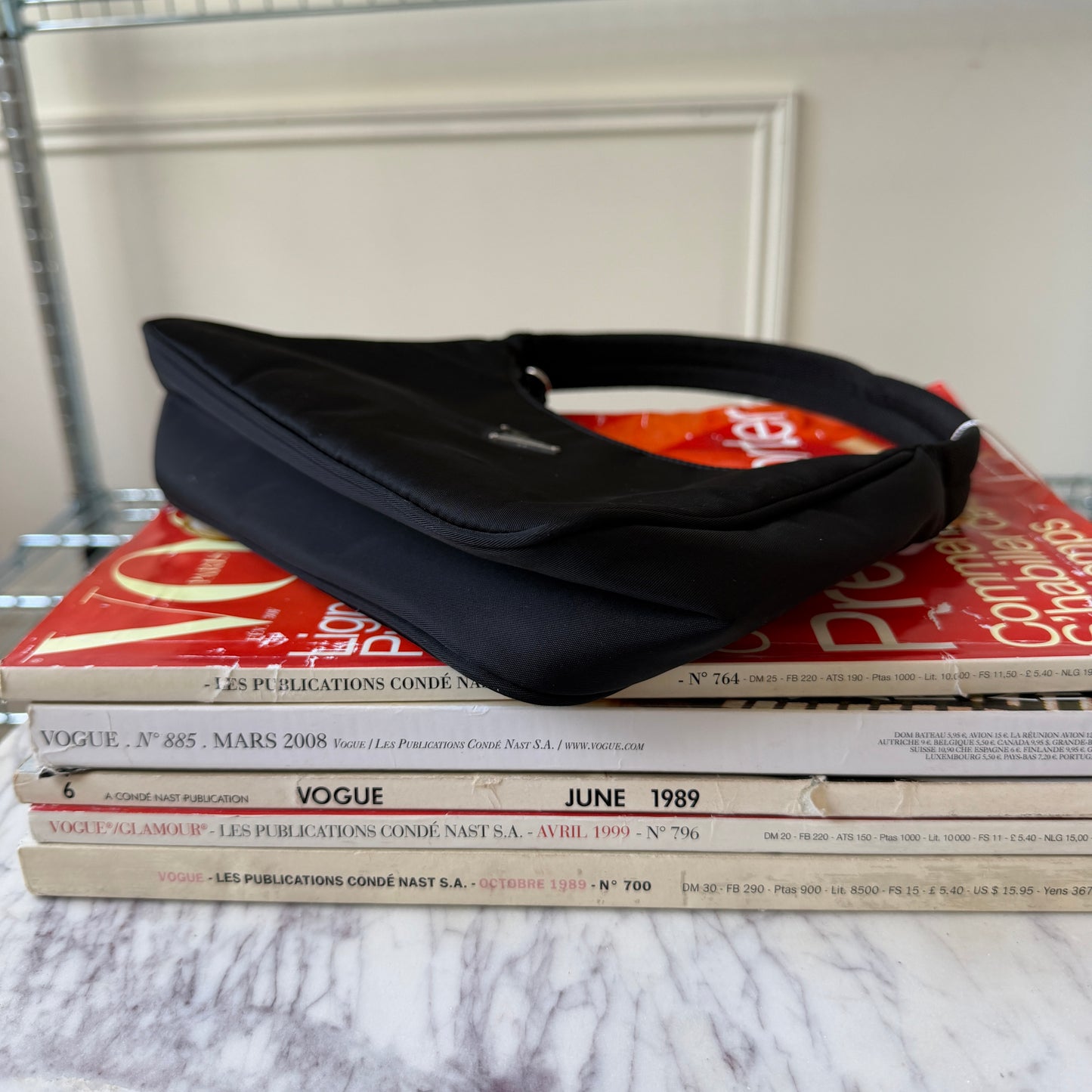 Pre-Owned Black Nylon Shoulder Bag