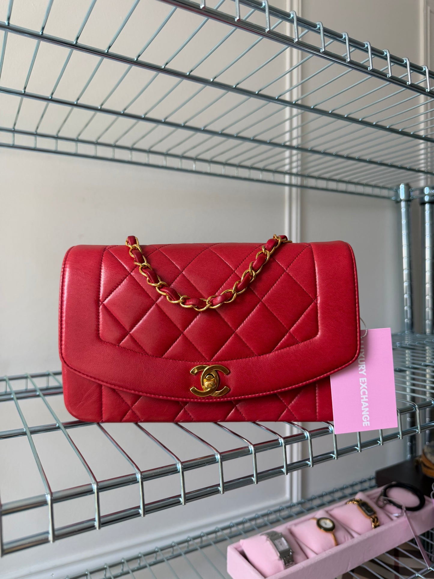 Pre-Owned Red Matelassé Lambskin Leather Diana Single Flap Crossbody Bag