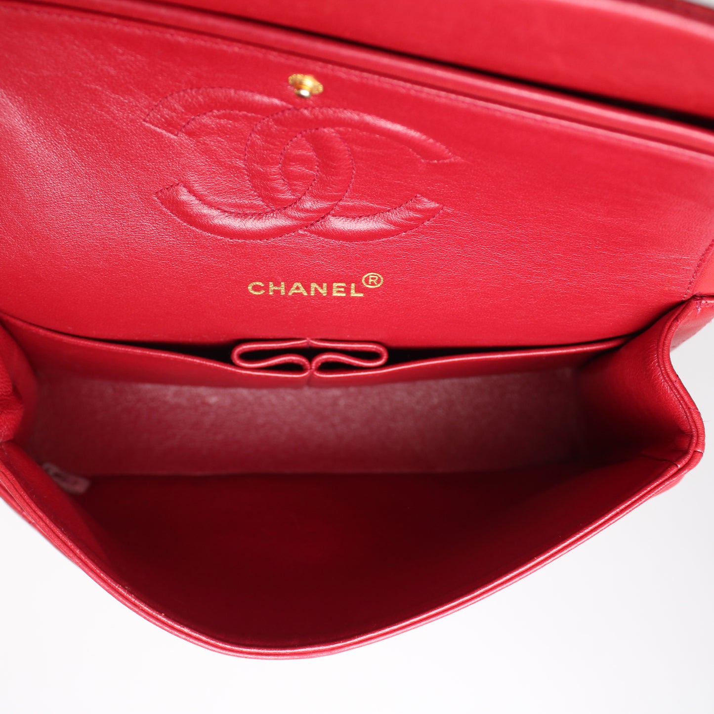 Medium Classic Flap