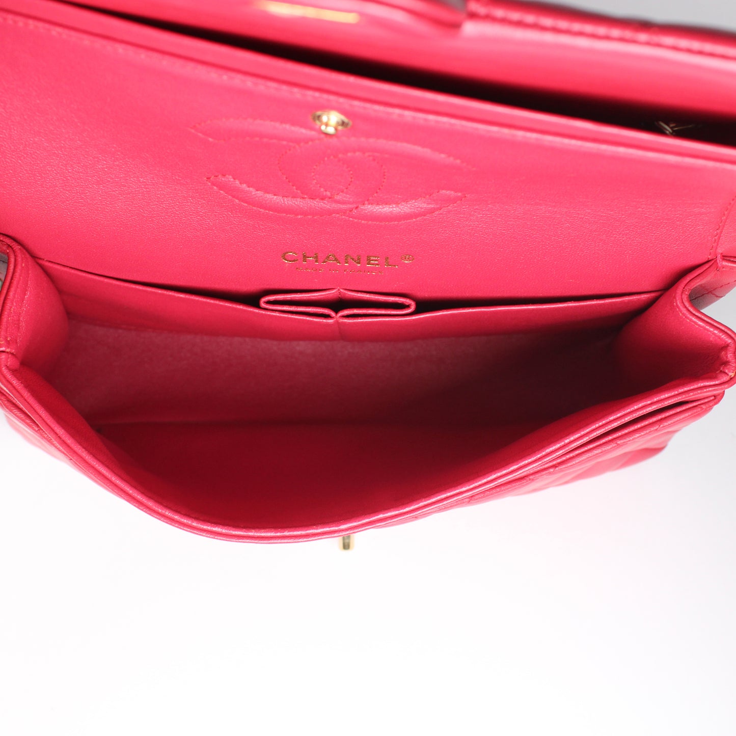 Medium Classic Double Flap