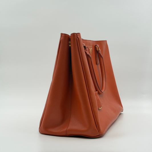 Pre-Owned Orange Saffiano Leather Large Galleria Shopper Tote