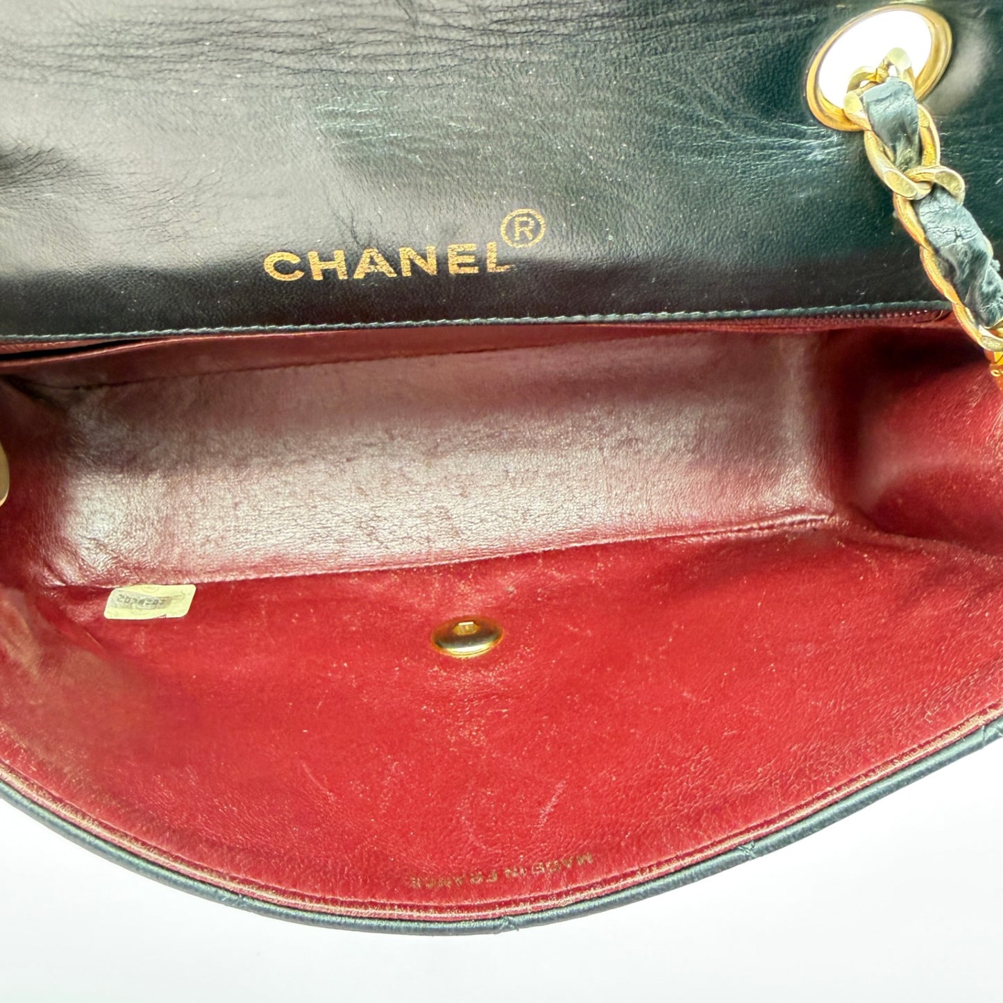 Pre-Owned Small Black Lambskin Diana Crossbody Bag
