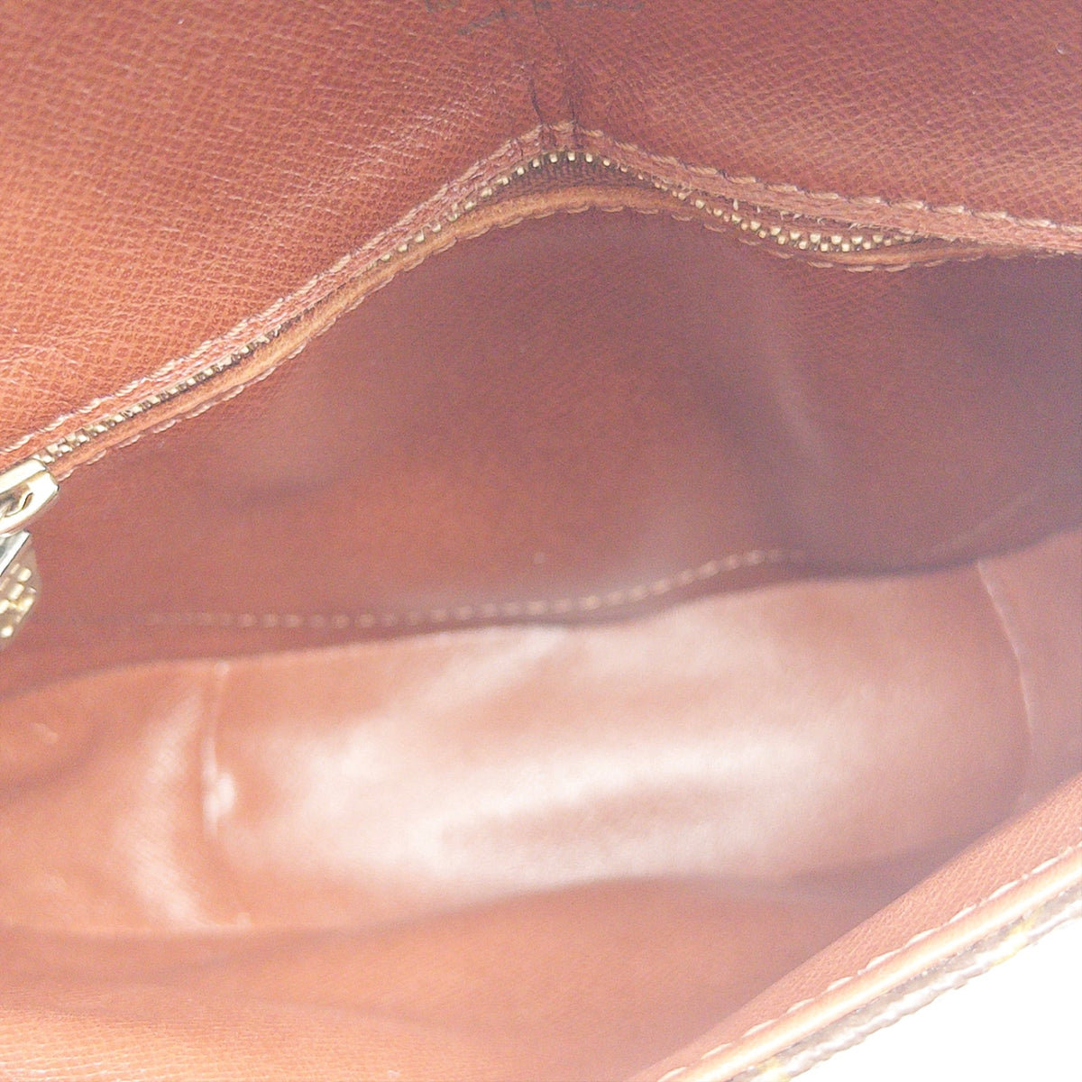 Pre-Owned LV Monogram Canvas Chantilly PM Crossbody Bag