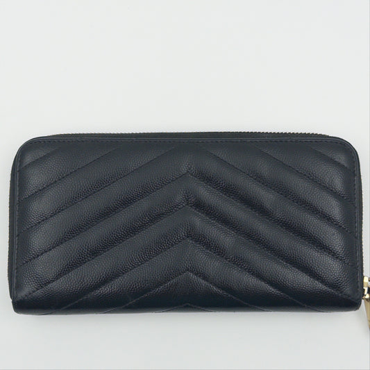 Pre-Owned Black Caviar Cassandre Zip Wallet