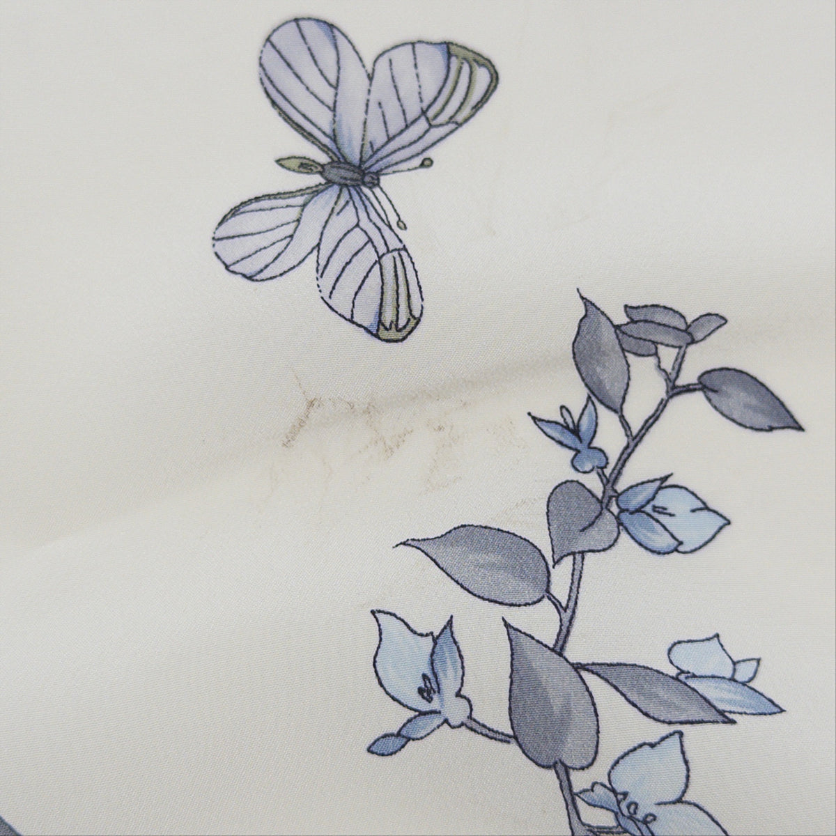 Pre-Owned Blue Floral Silk Scarf