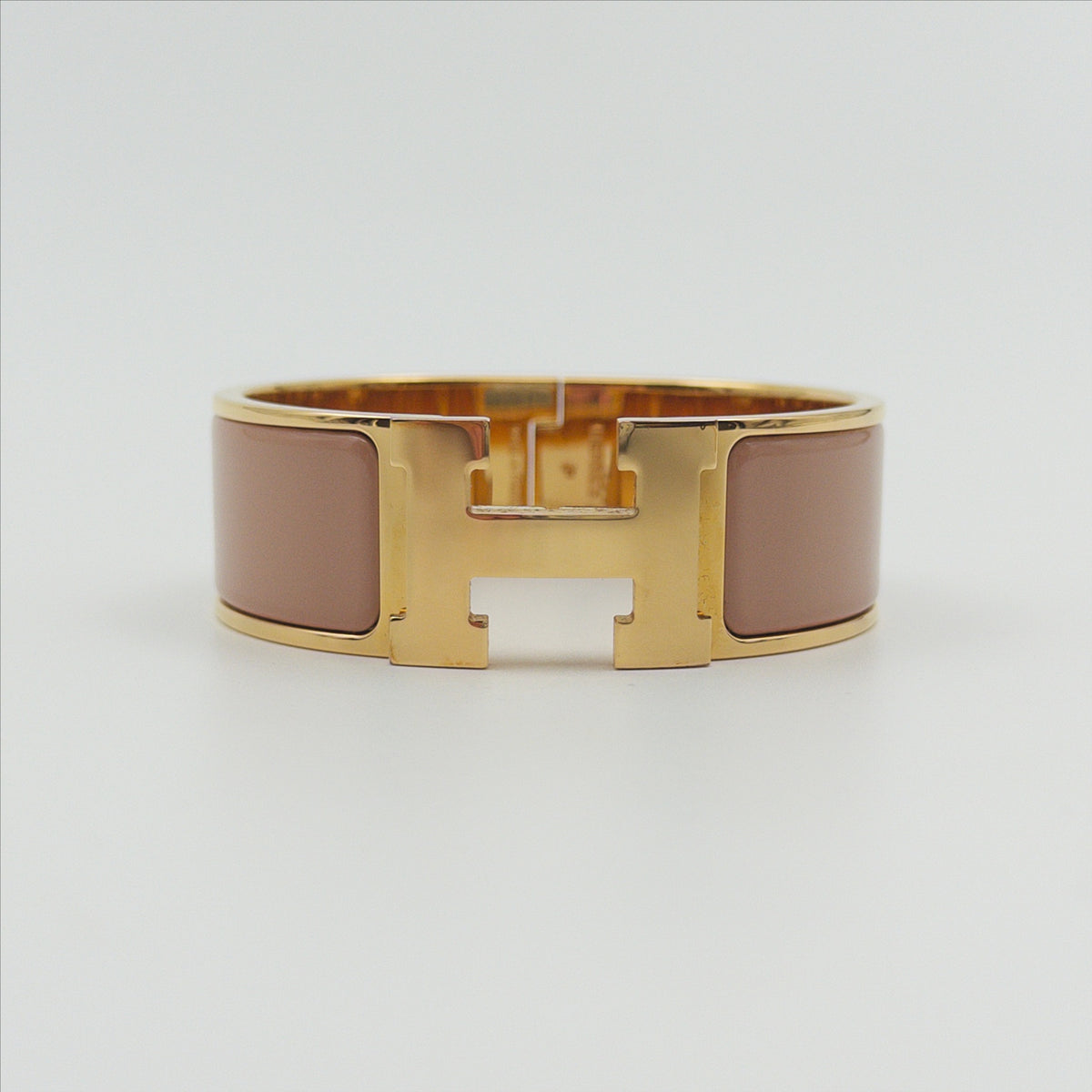 Pre-Owned Nymph Pink Enamel Gold-Plated Clic H Bracelet (PM)