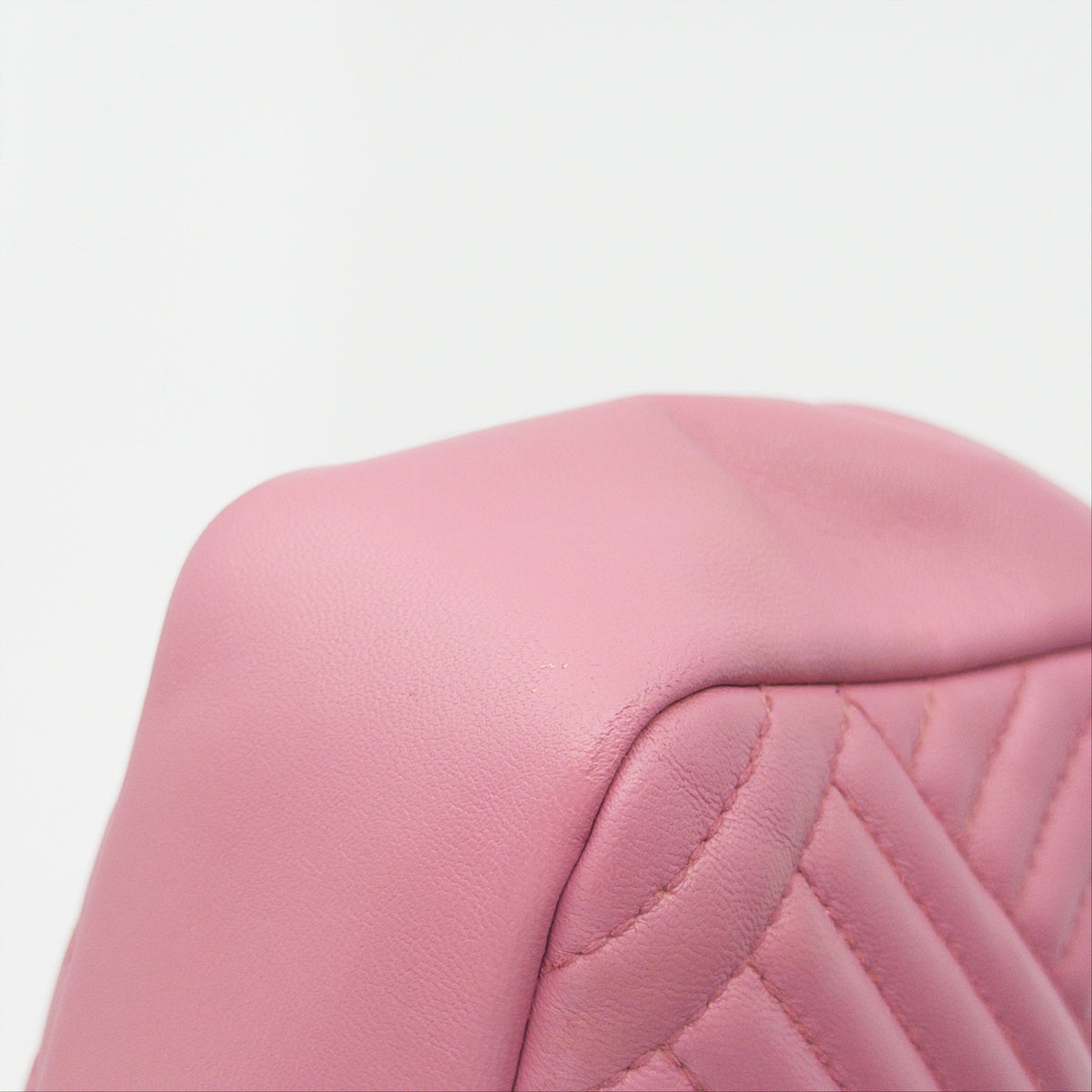 Pre-Owned Baby Pink Diagonal Quilted Lambskin Leather Single Flap Shoulder Bag