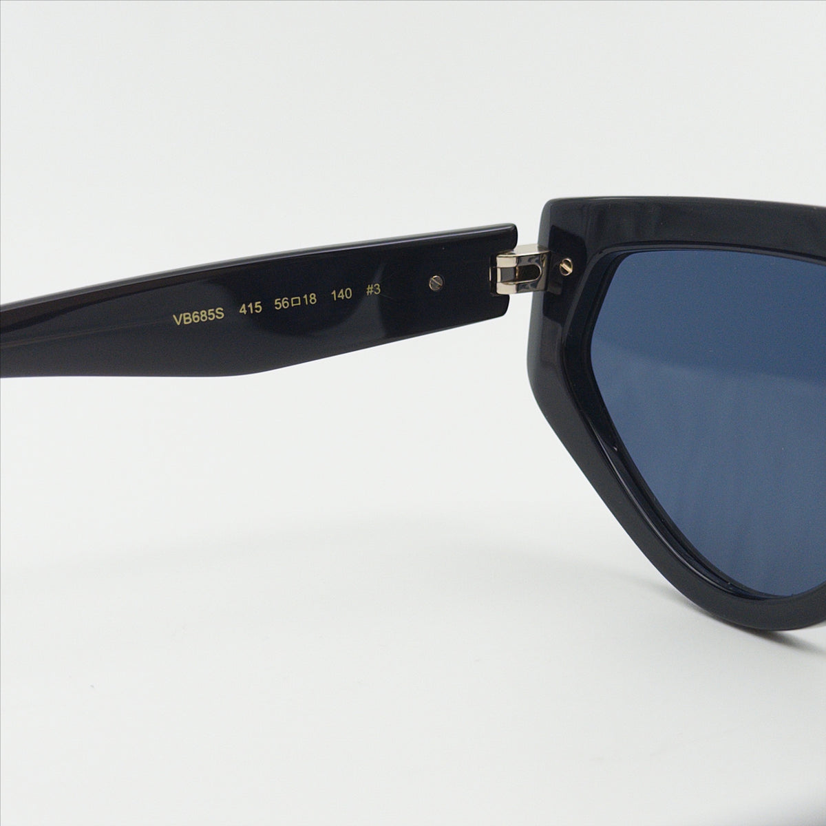 Pre-Owned Black Sunglasses