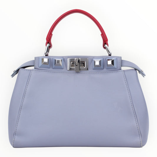 L.E. Peekaboo with Charm