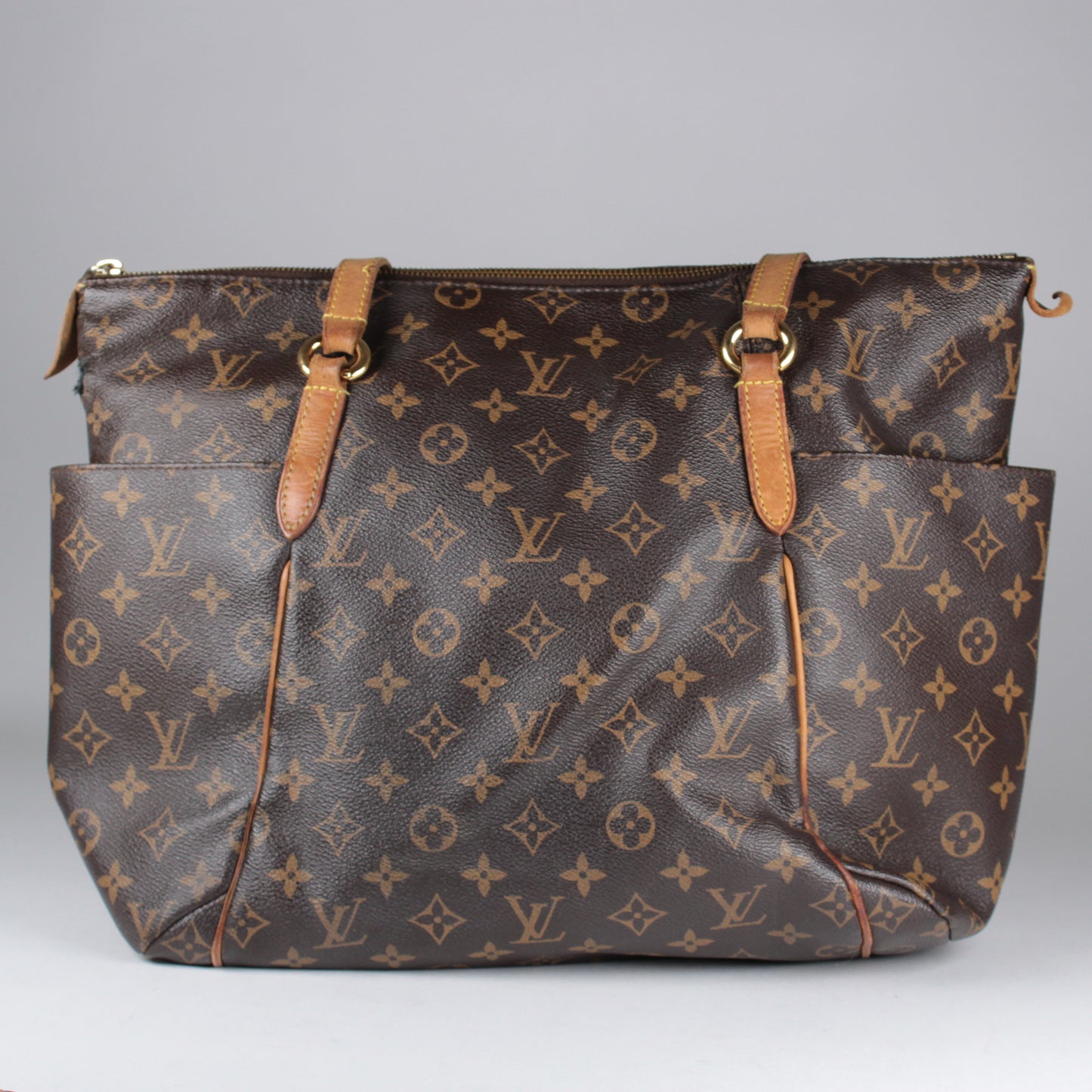 Totally - Monogram Canvas