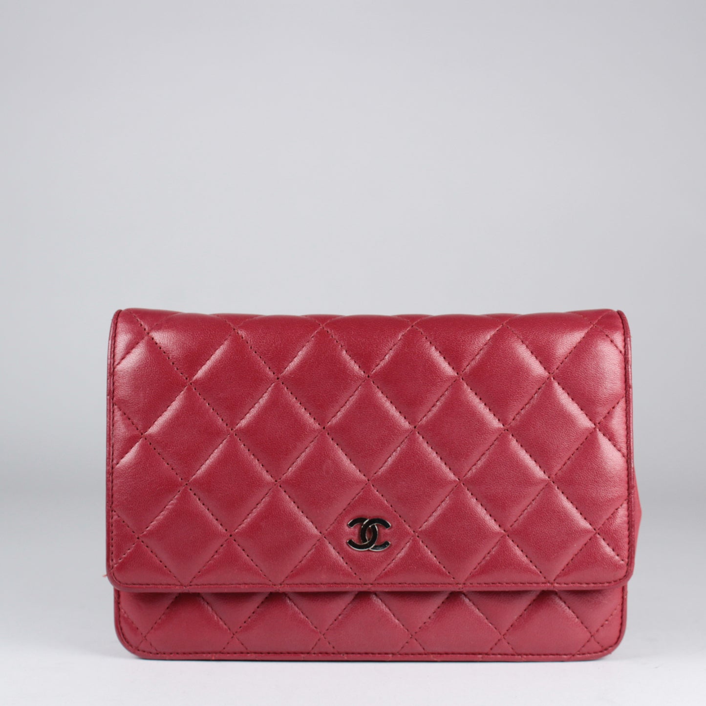 Wallet on Chain - Red