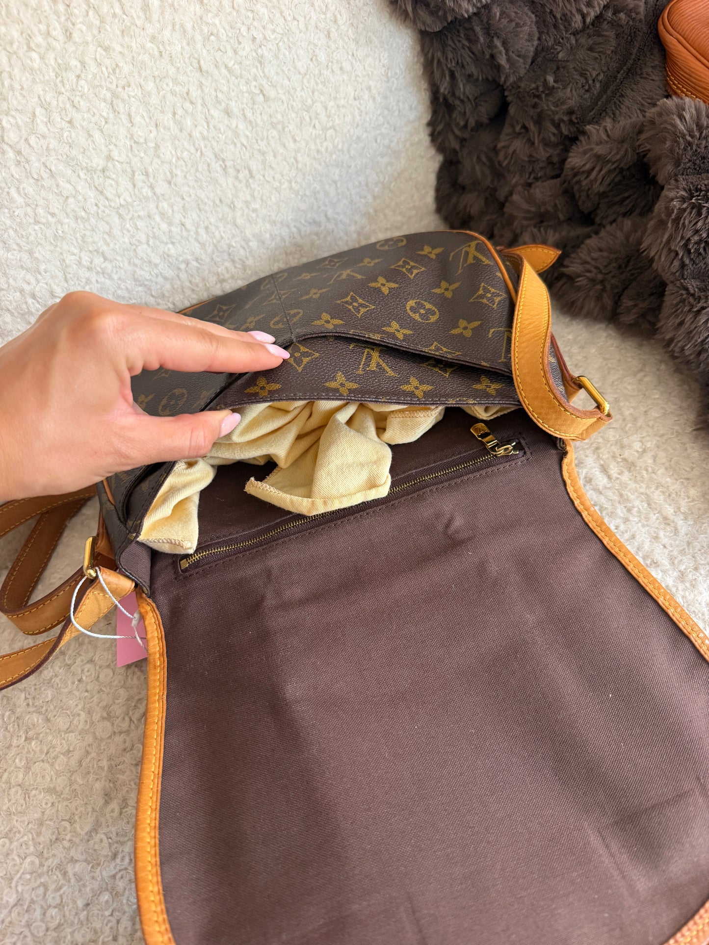 Pre-Owned LV Monogram Canvas Menilmontant Crossbody Bag