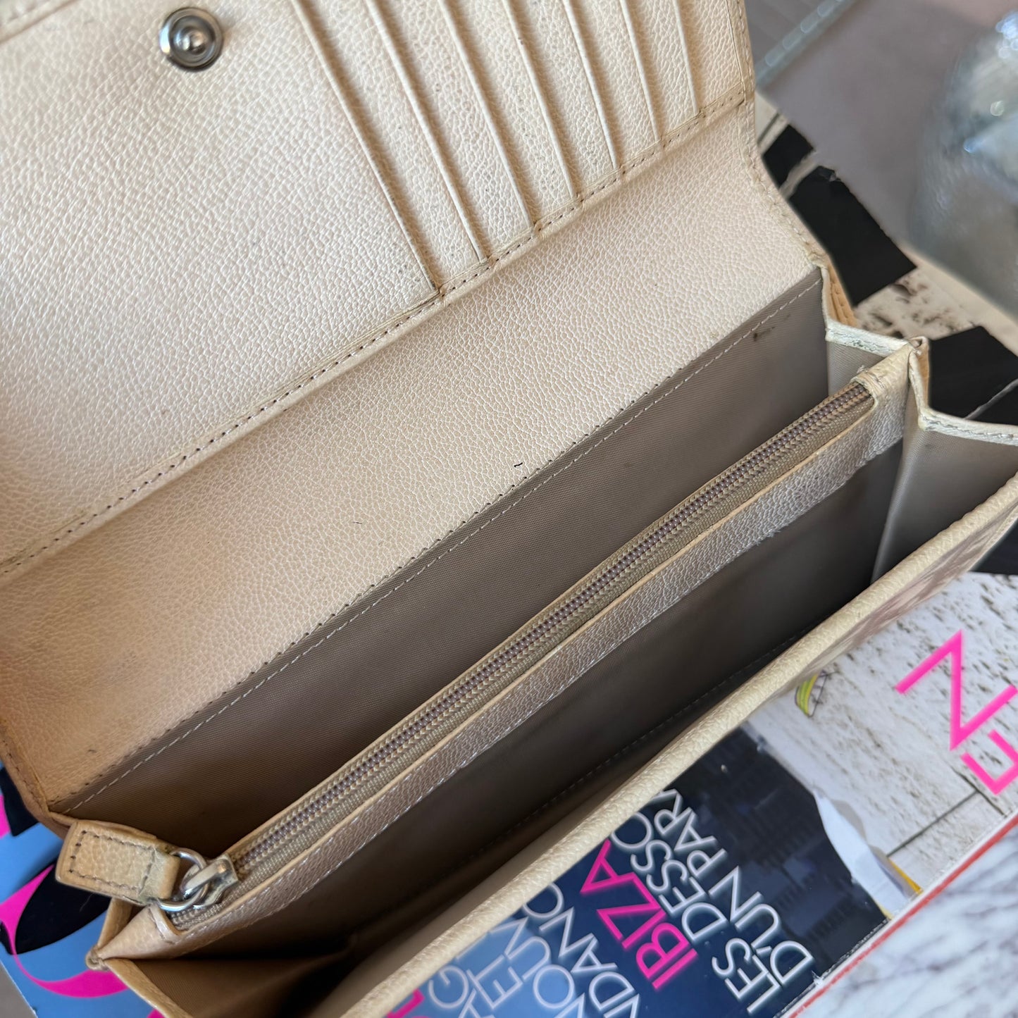 Pre-Owned White Oblique with Flowers Coated Canvas Wallet