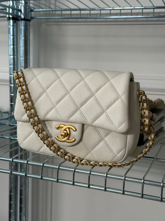 Pre-Owned White Caviar Double Chain Square Single Flap Crossbody Bag