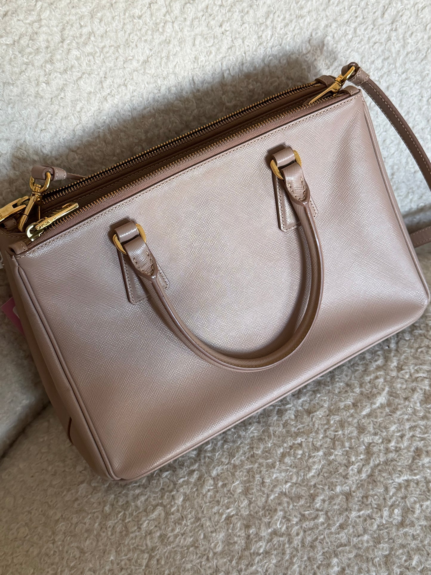 Pre-Owned Beige/Pink Saffiano Leather Small Galleria