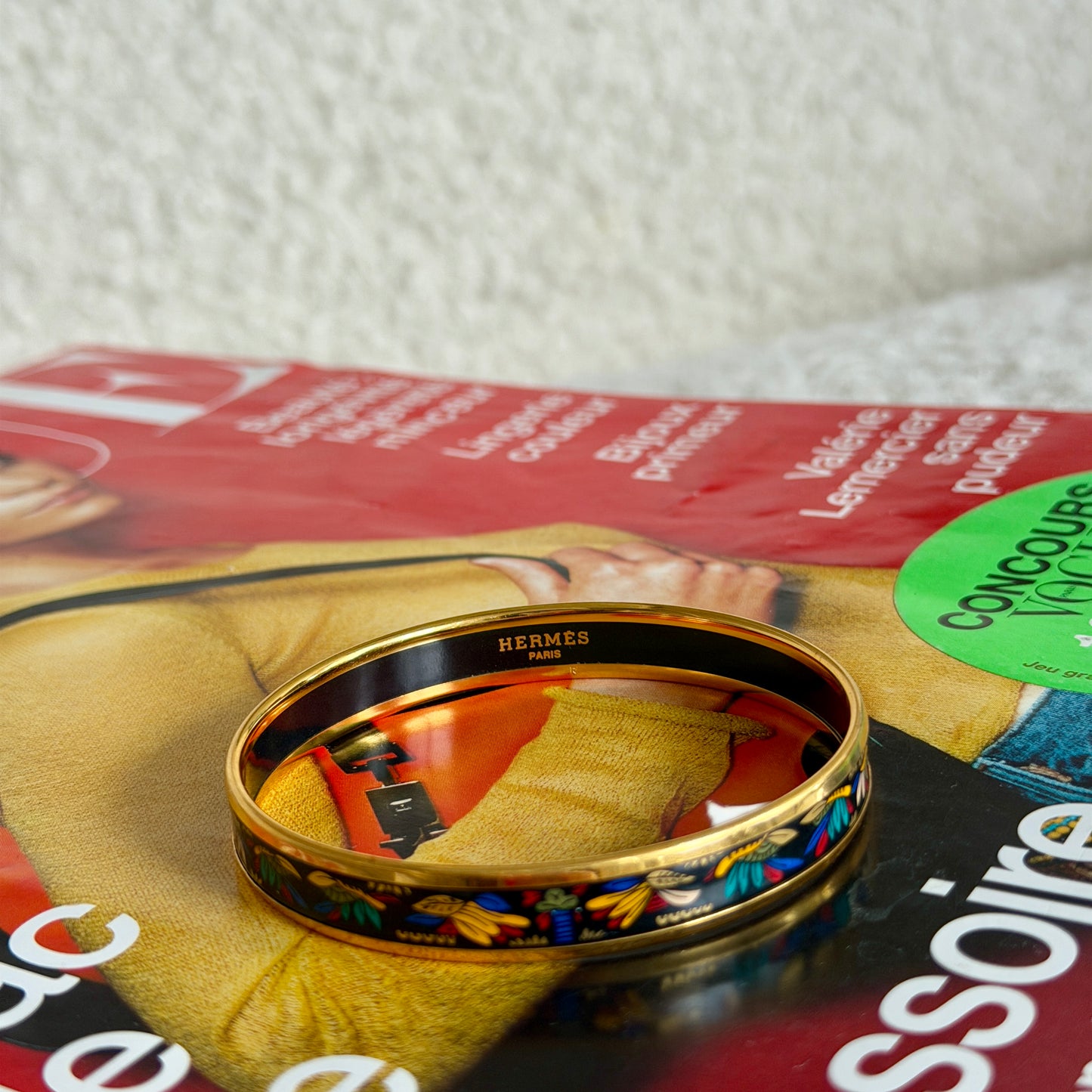 Pre-Owned Floral Enamel Gold-Plated Bracelet