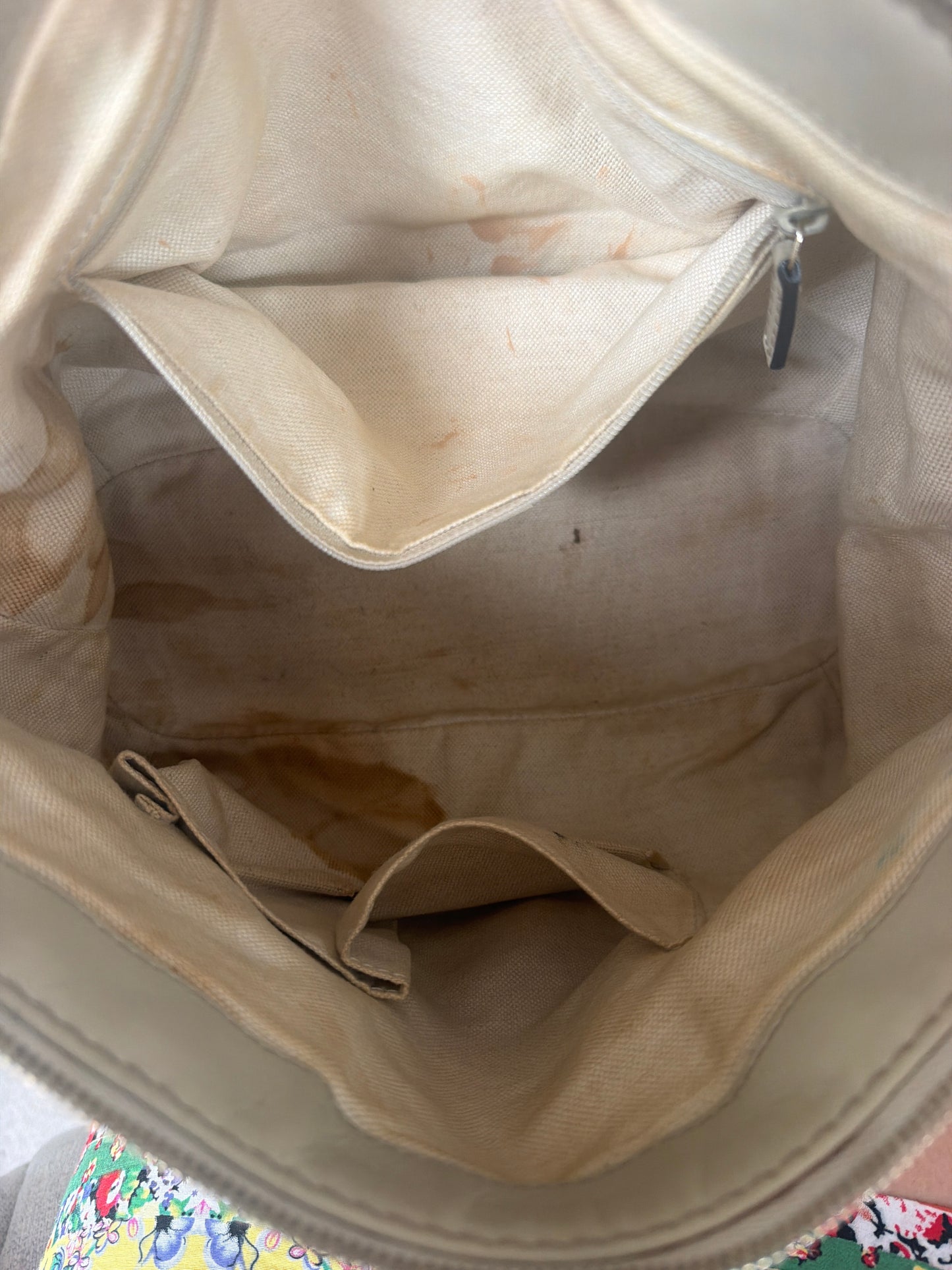 Pre-Owned White/Beige GG Canvas Shoulder Bag