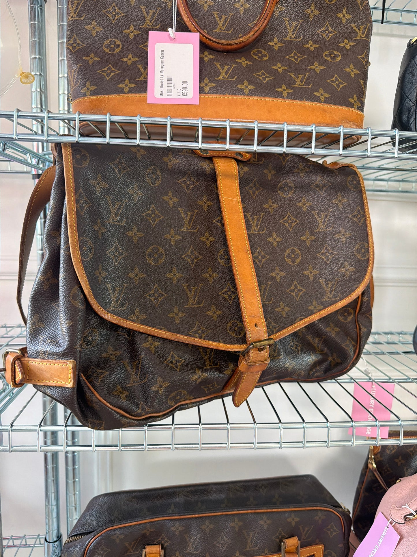 Pre-Owned LV Monogram Canvas Saumur 35 Crossbody Bag