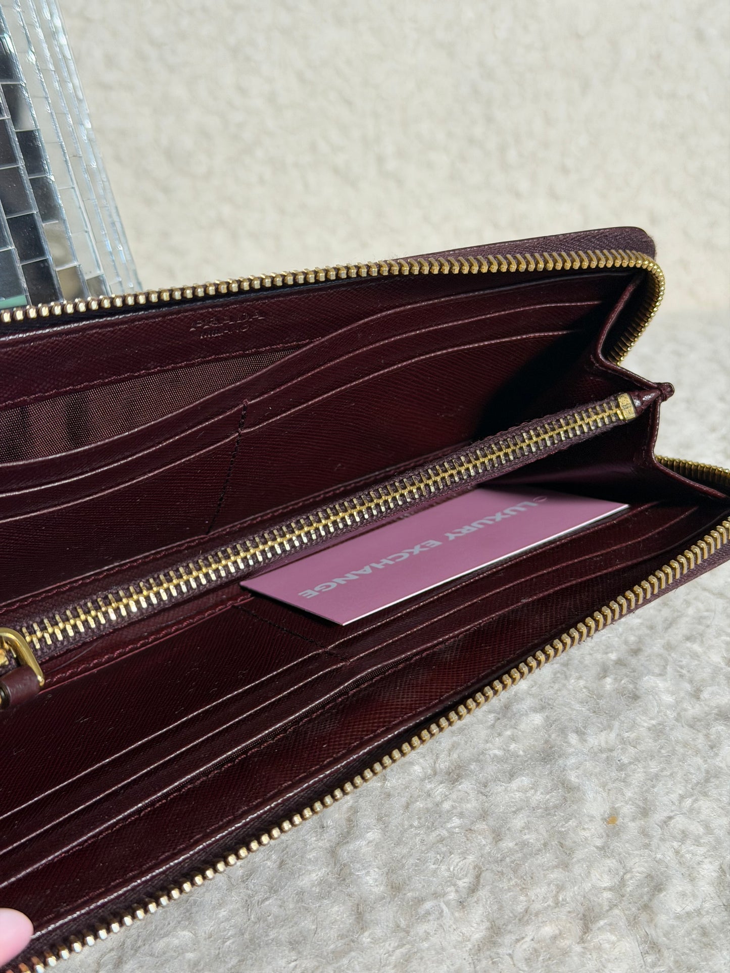 Pre-Owned Bordeaux Saffiano Leather Wallet