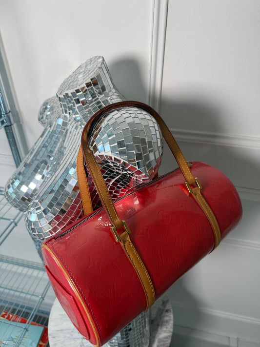 Pre-Owned Red Monogram Vernis Leather Papillon