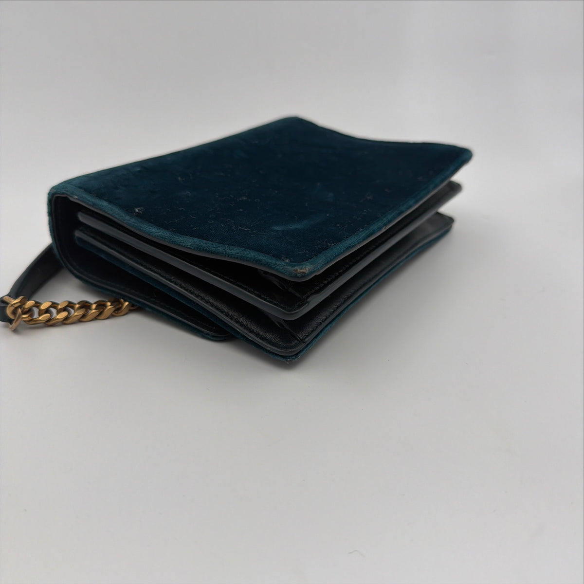 Pre-Owned Teal Velvet Sunset Single Flap Crossbody Bag