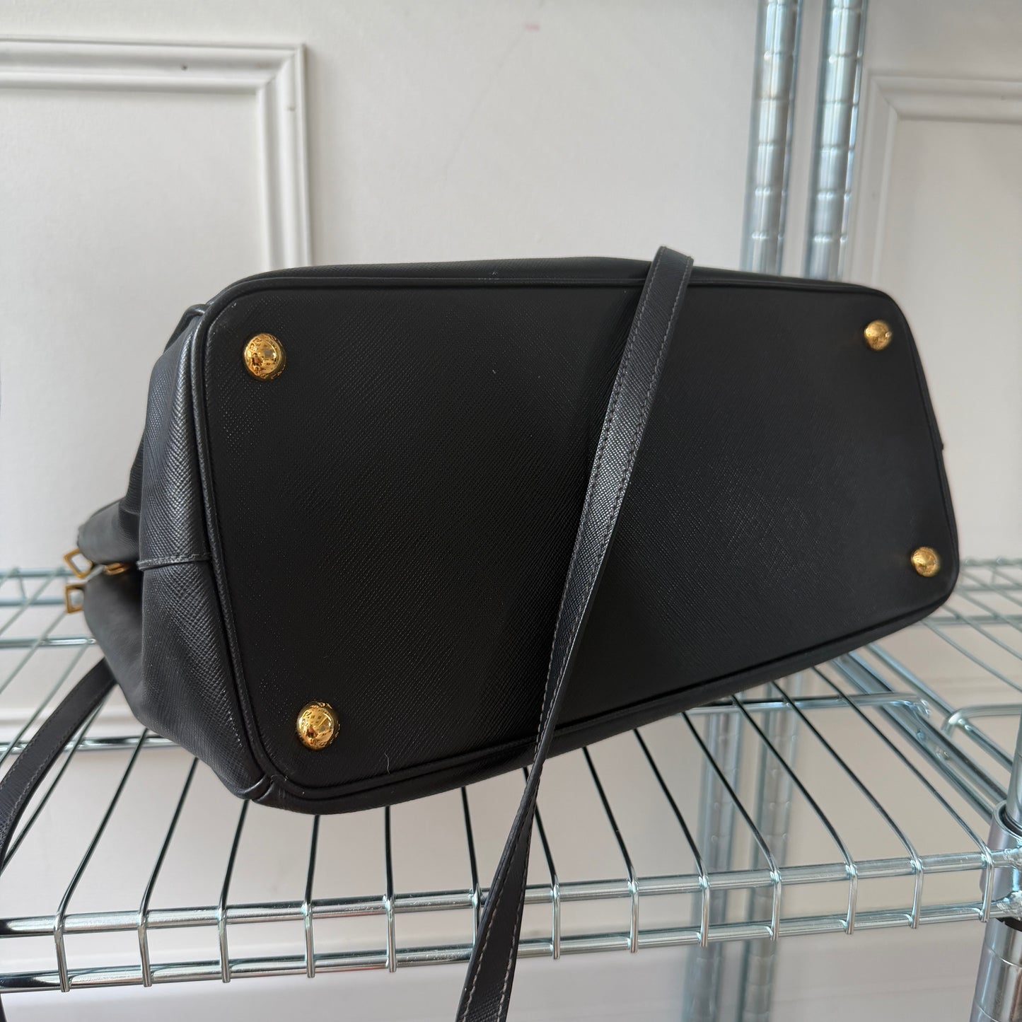 Pre-Owned Black Saffiano Leather Galleria Bag