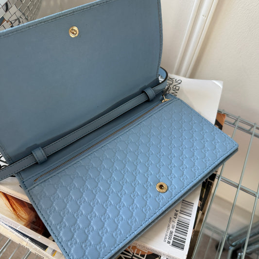 Pre-Owned Light Blue Guccissima Leather Wallet on Chain