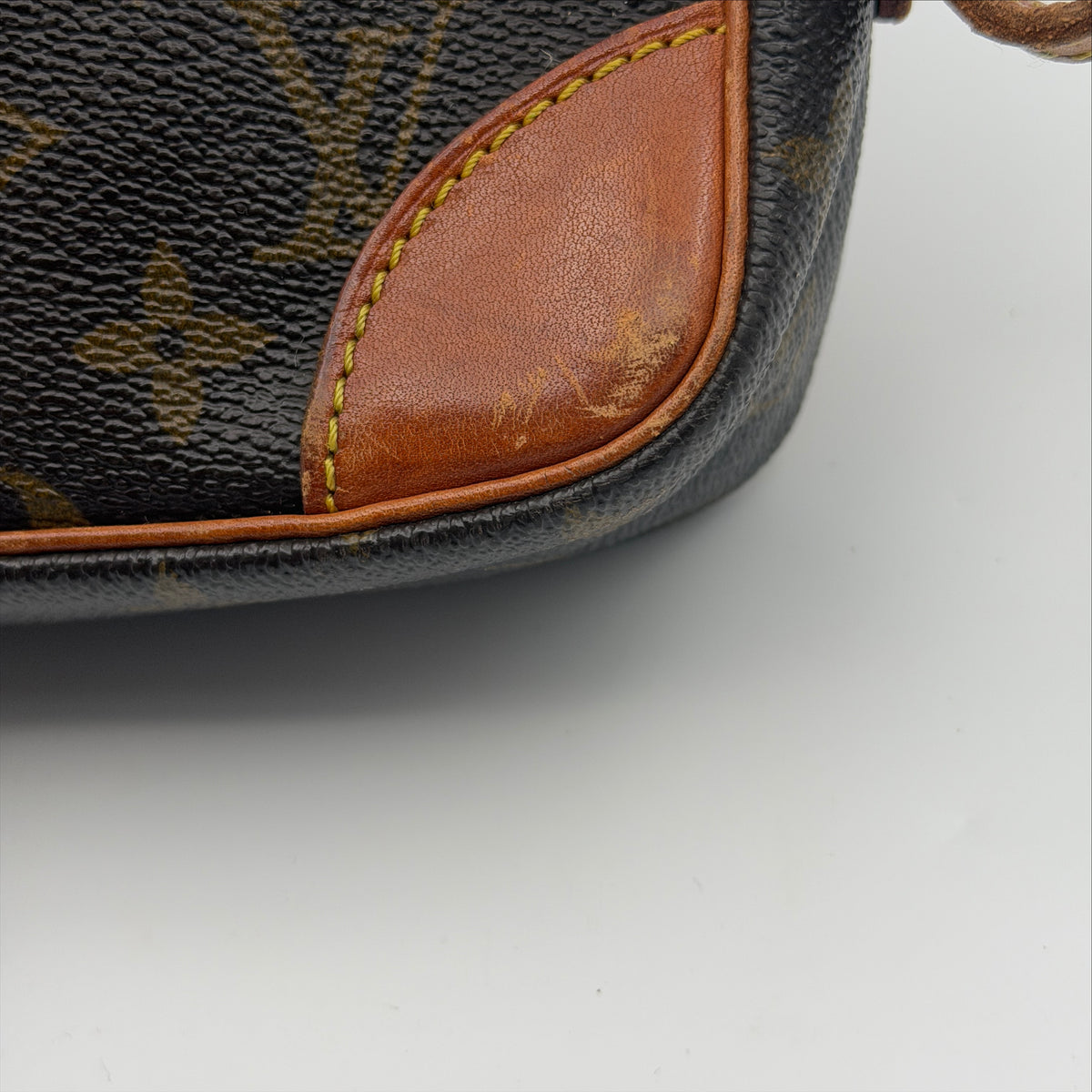 Pre-Owned LV Monogram Canvas Trocadero 23 Crossbody Bag
