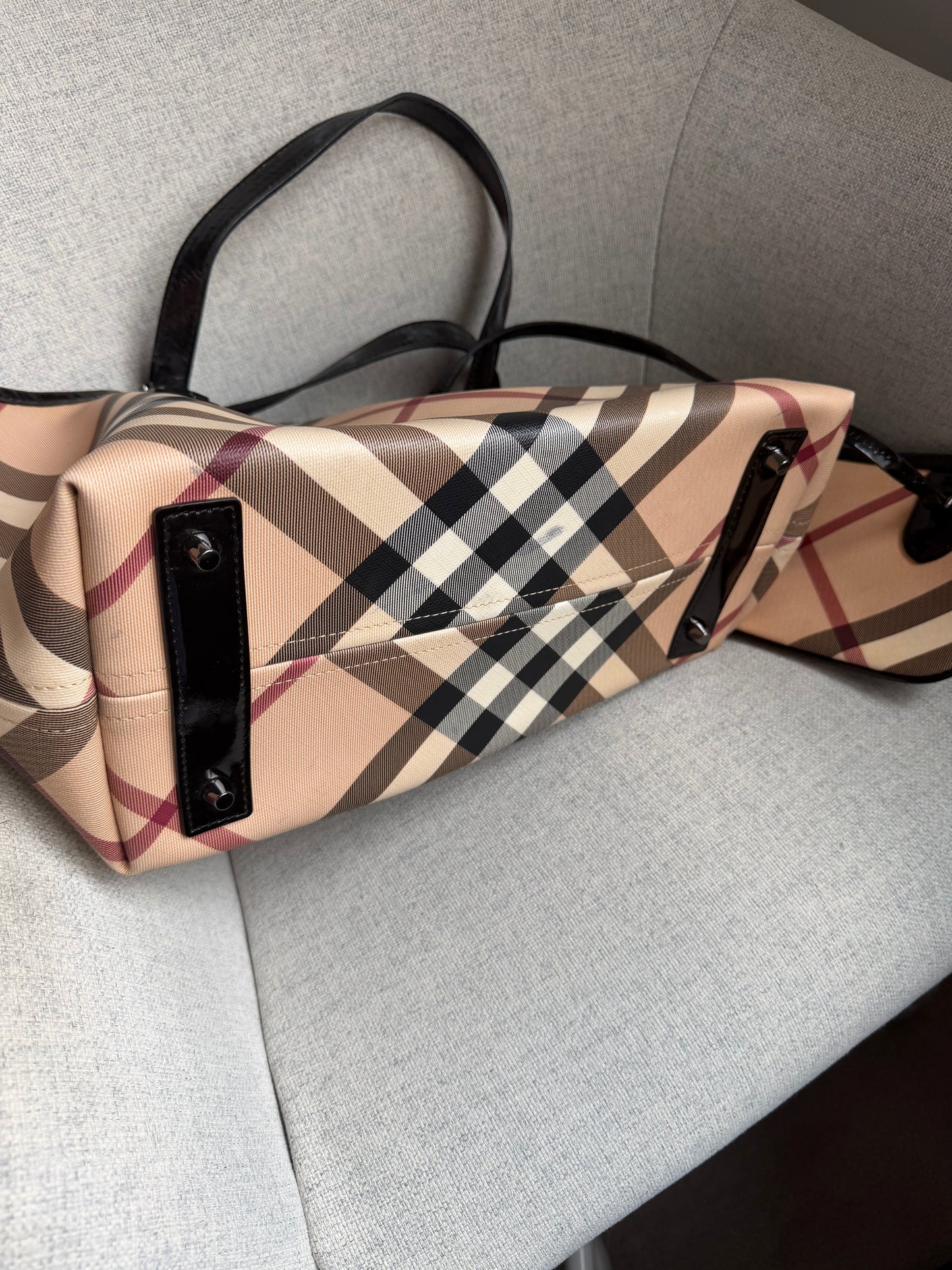 Pre-Owned Novacheck Coated Canvas Handbag w/Pouch