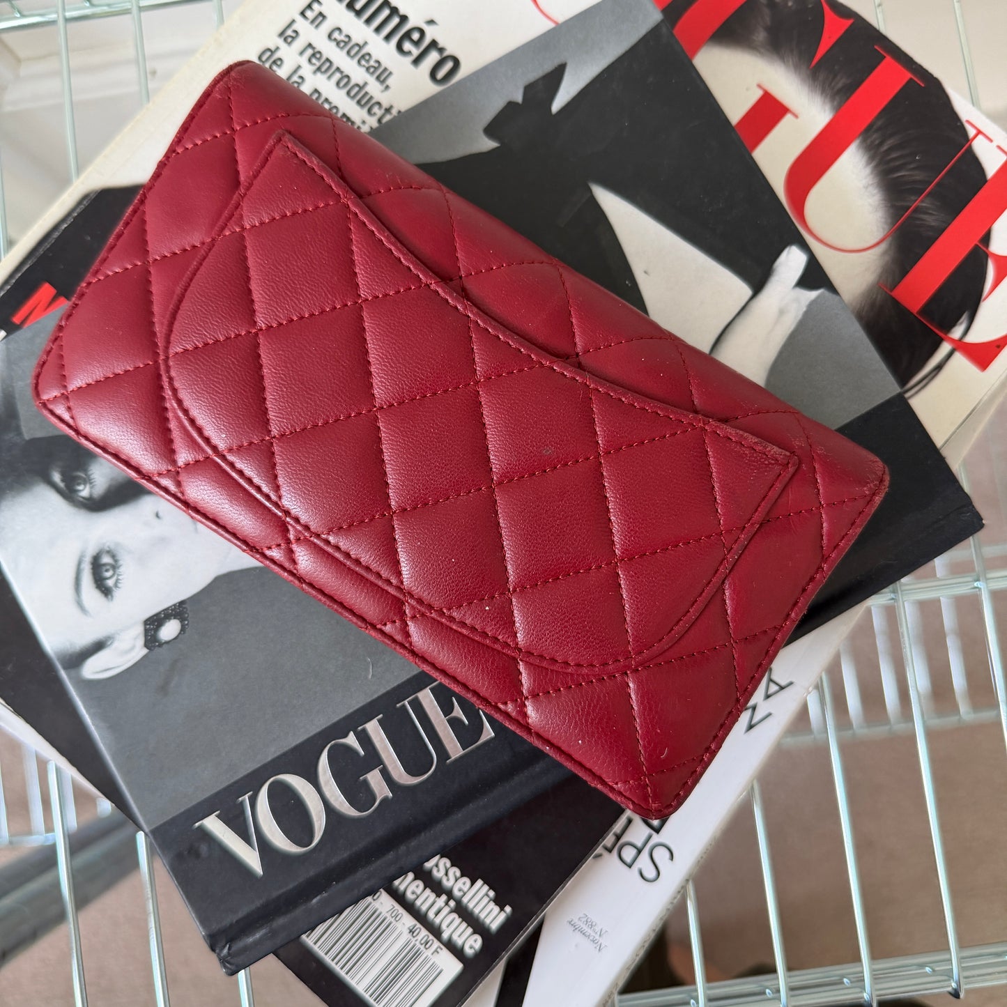 Pre-Owned Red Matelassé Lambskin Leather Fold Wallet