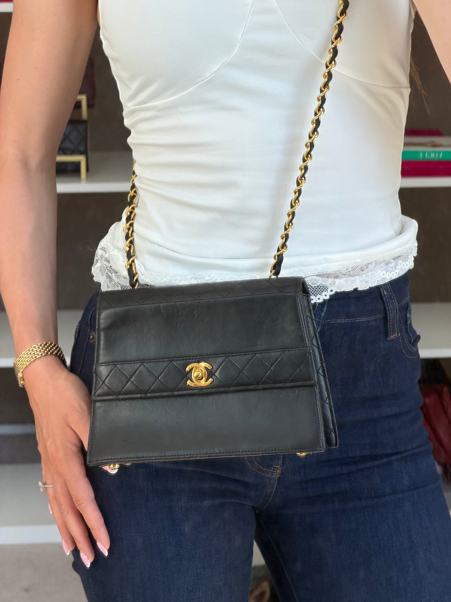 Black Lambskin Triangle Single Flap 24KGHW