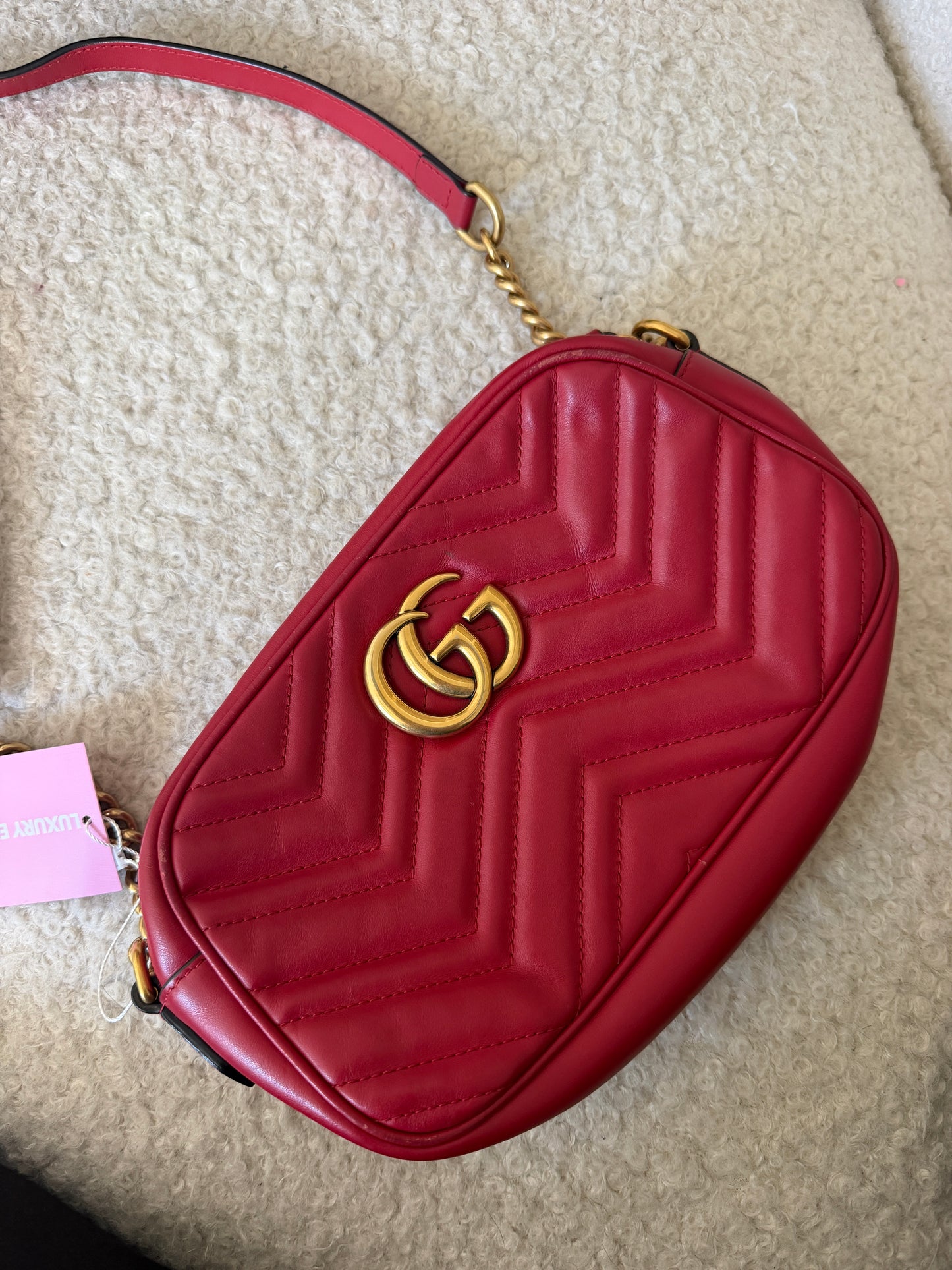 Pre-Owned Red Leather Marmont Camera Bag