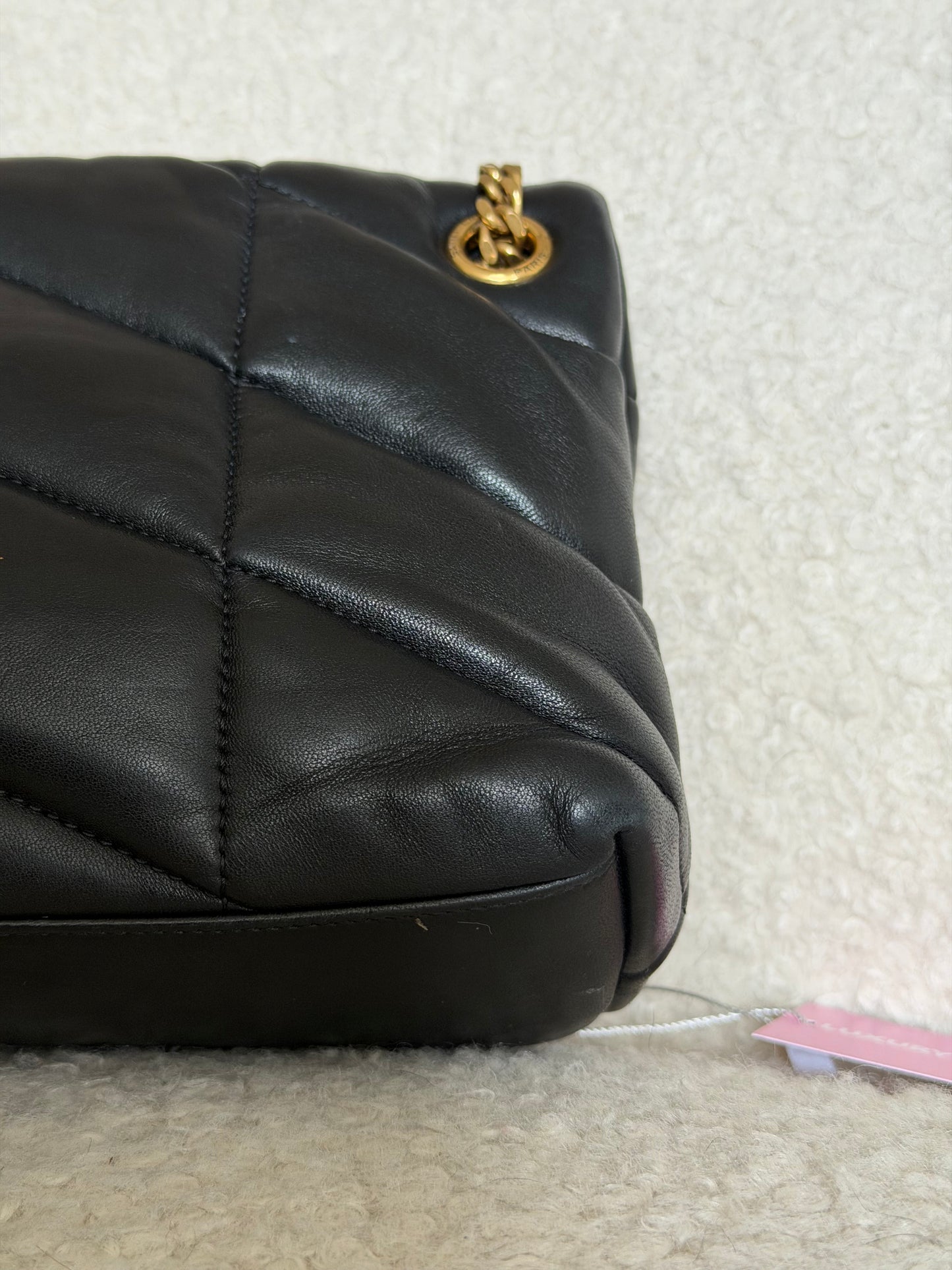 Pre-Owned Black Lambskin Leather Crossbody Bag
