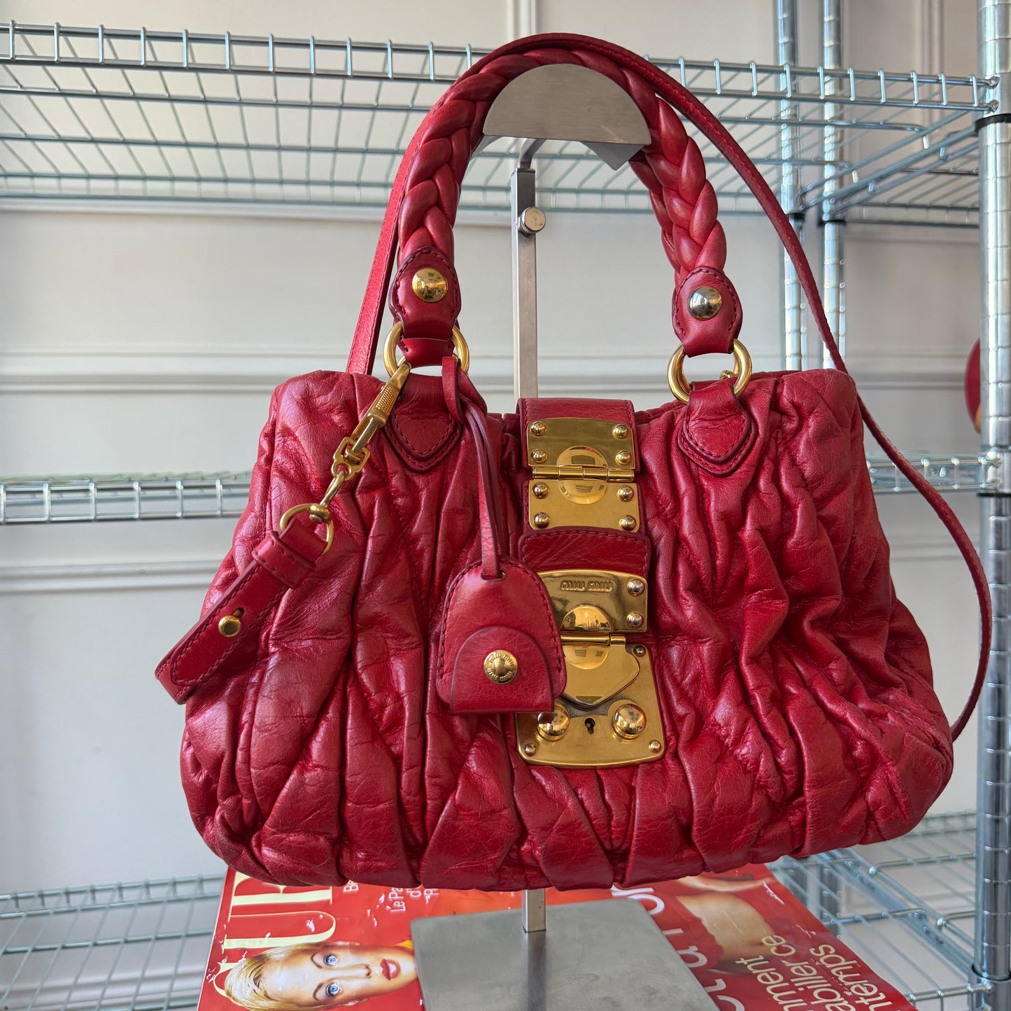 Pre-Owned Red Ruffled Nappa Leather Crossbody Bag