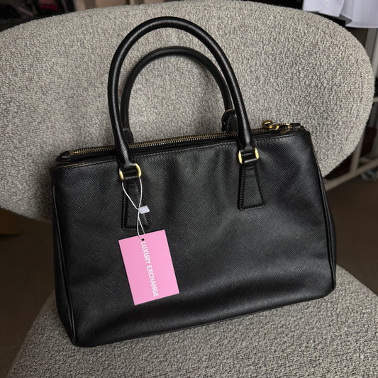 Pre-Owned Black Saffiano Leather Small Galleria