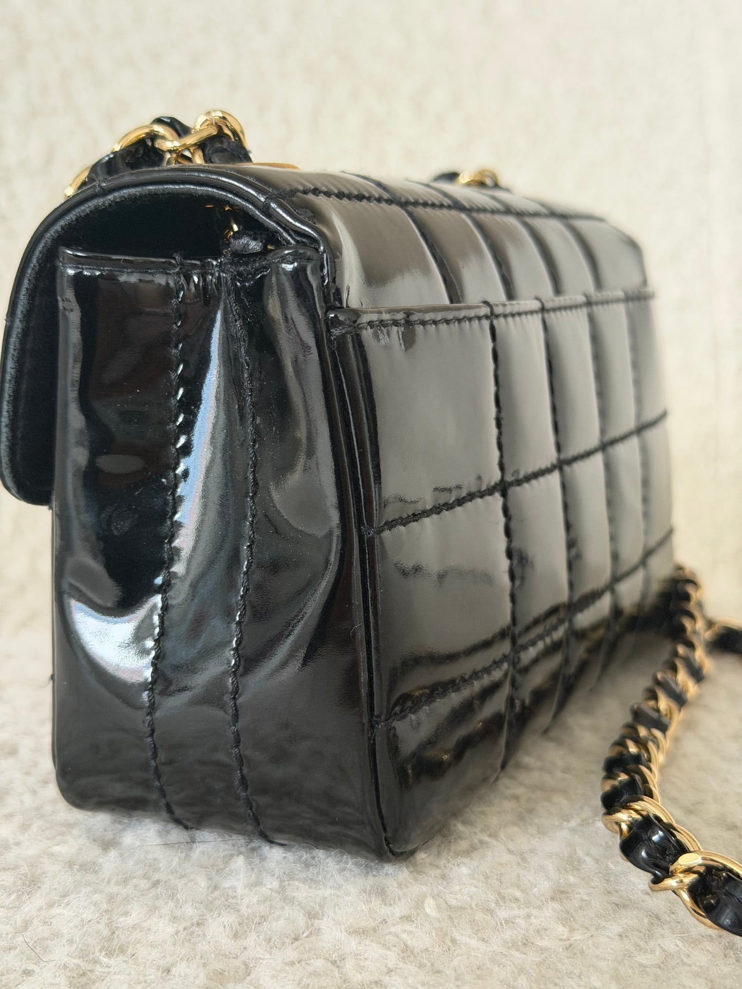 Pre-Owned Black 'Chocolate Bar' Patent Leather Mini Rectangle