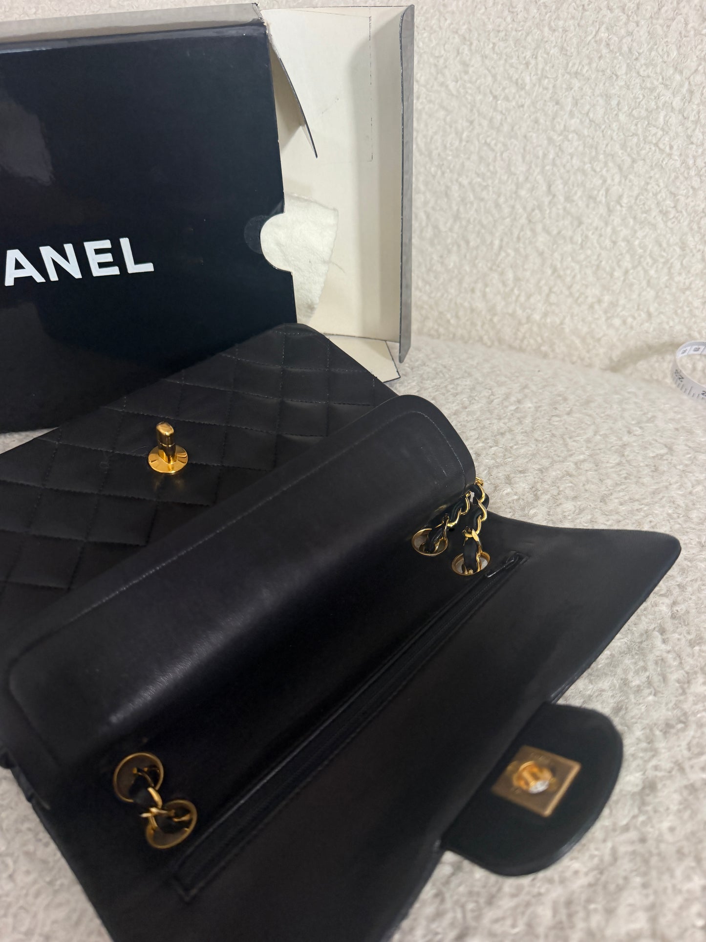 Pre-Owned Black Matelassé Lambskin Leather Small Classic Flap