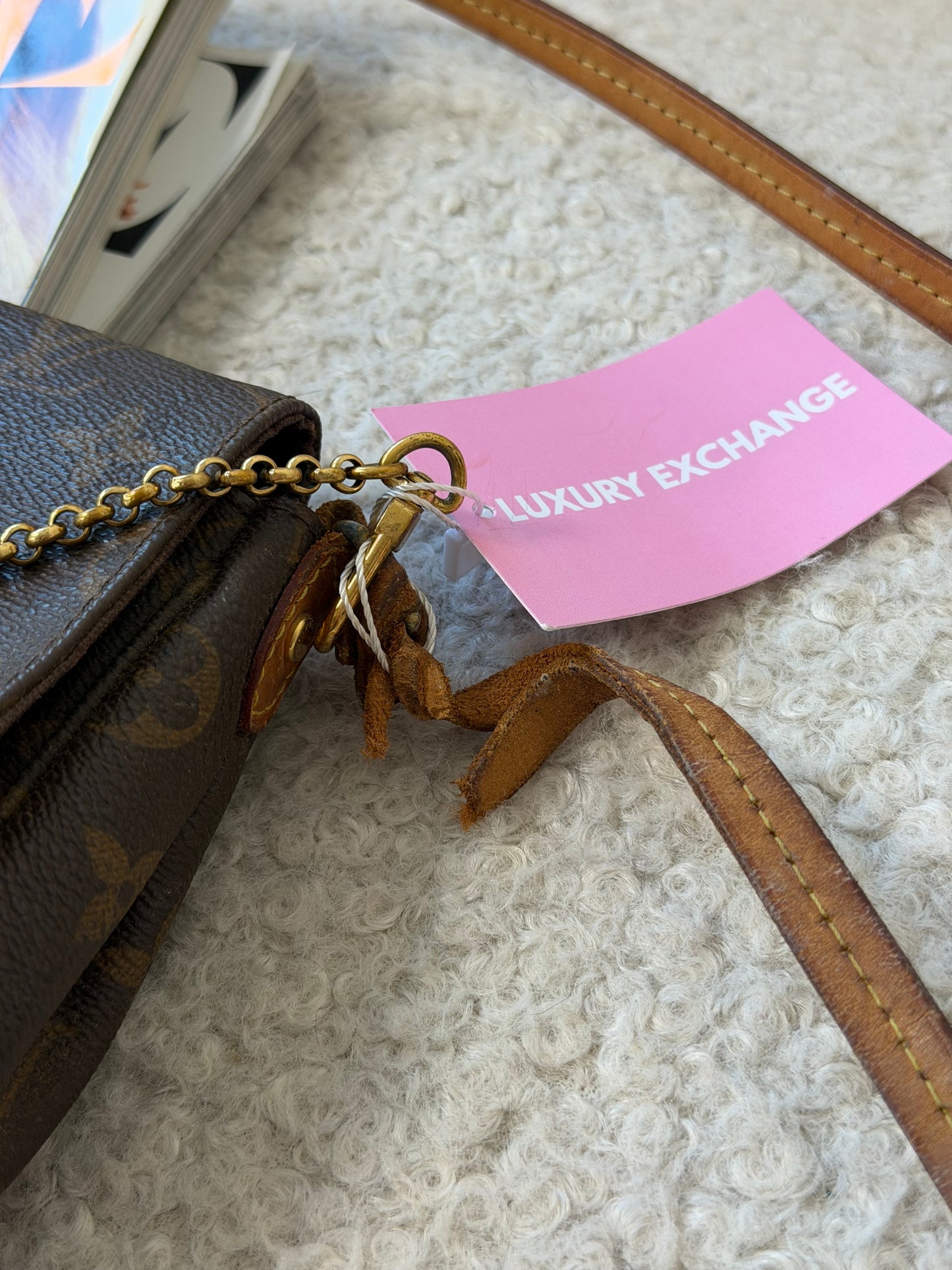 Pre-Owned LV Monogram Canvas Favorite Handbag