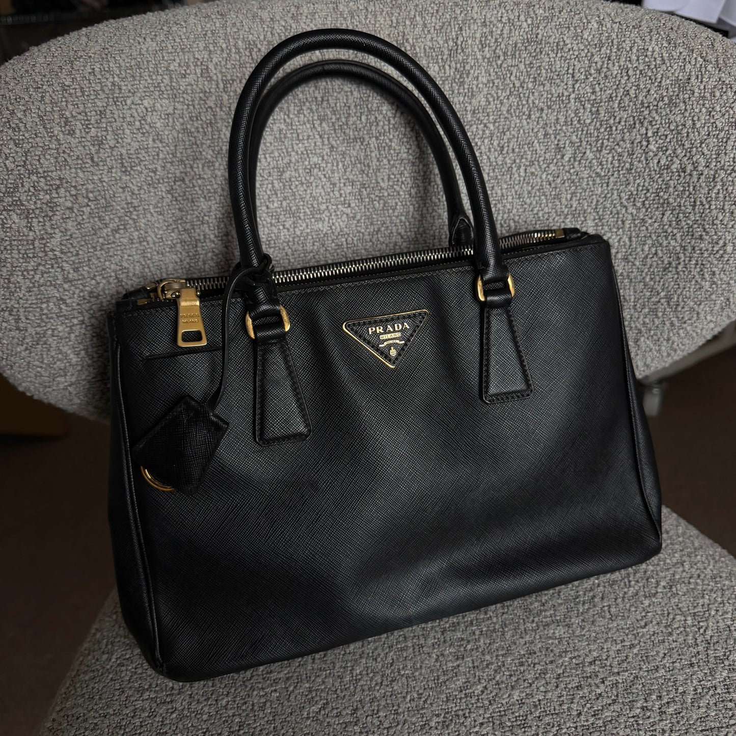 Pre-Owned Black Saffiano Leather Small Galleria