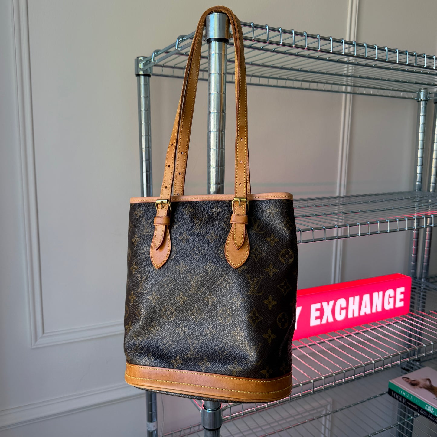 Pre-Owned LV Monogram Canvas Bucket Bag PM