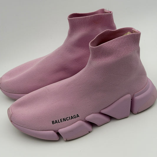 Pre-Owned UK7 Trainers