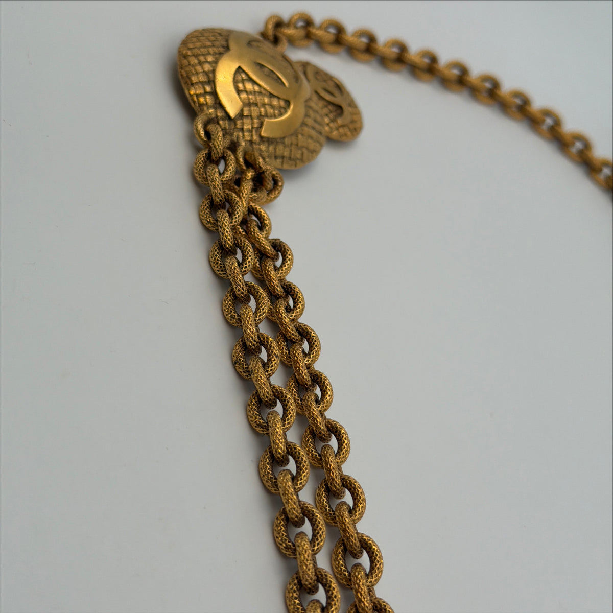 Pre-Owned Gold Chanel Belt