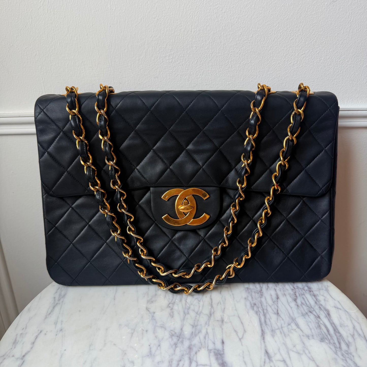 1994-96 Black Lambskin Maxi Single Flap 24K Gold-Plated Hardware
