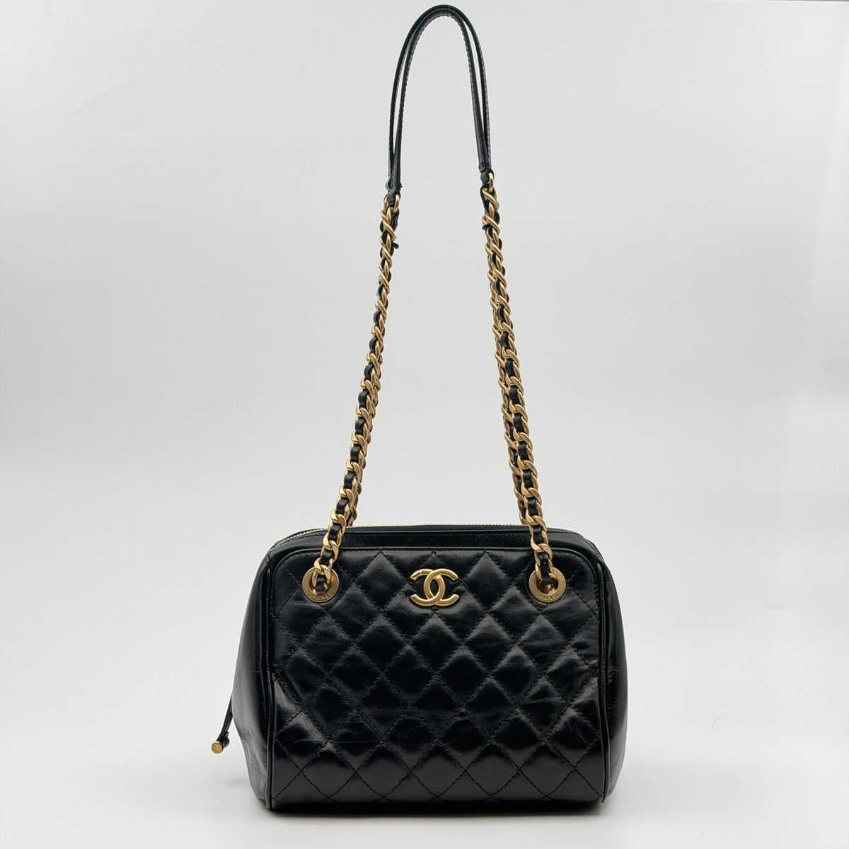 Pre-Owned Black Matelassé Calfskin Leather Bowling Bag