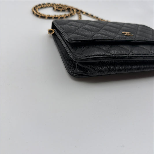 Pre-Owned Black Caviar Leather Wallet on Chain GHW