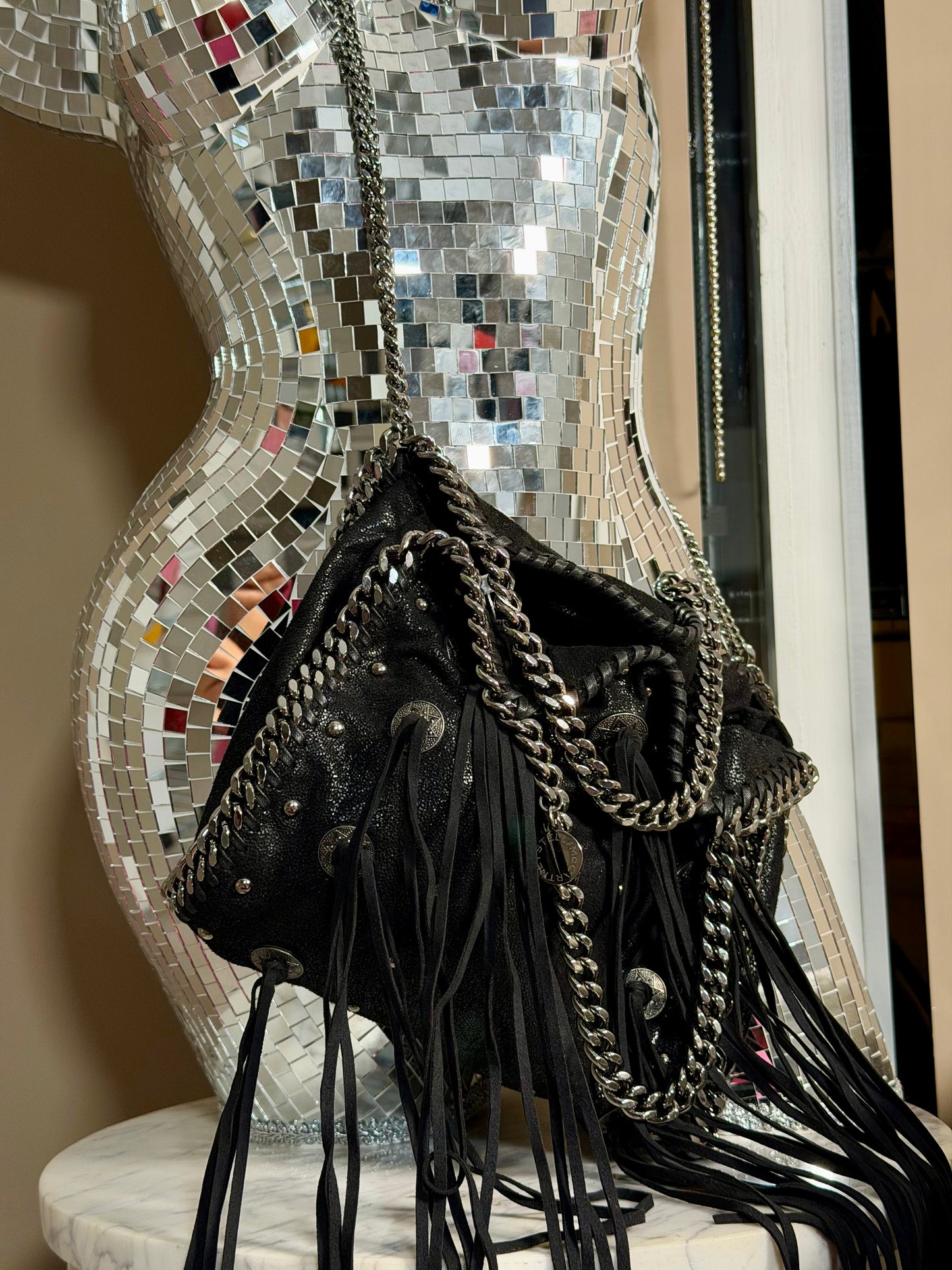 Pre-Owned Black Fringe Crossbody Bag