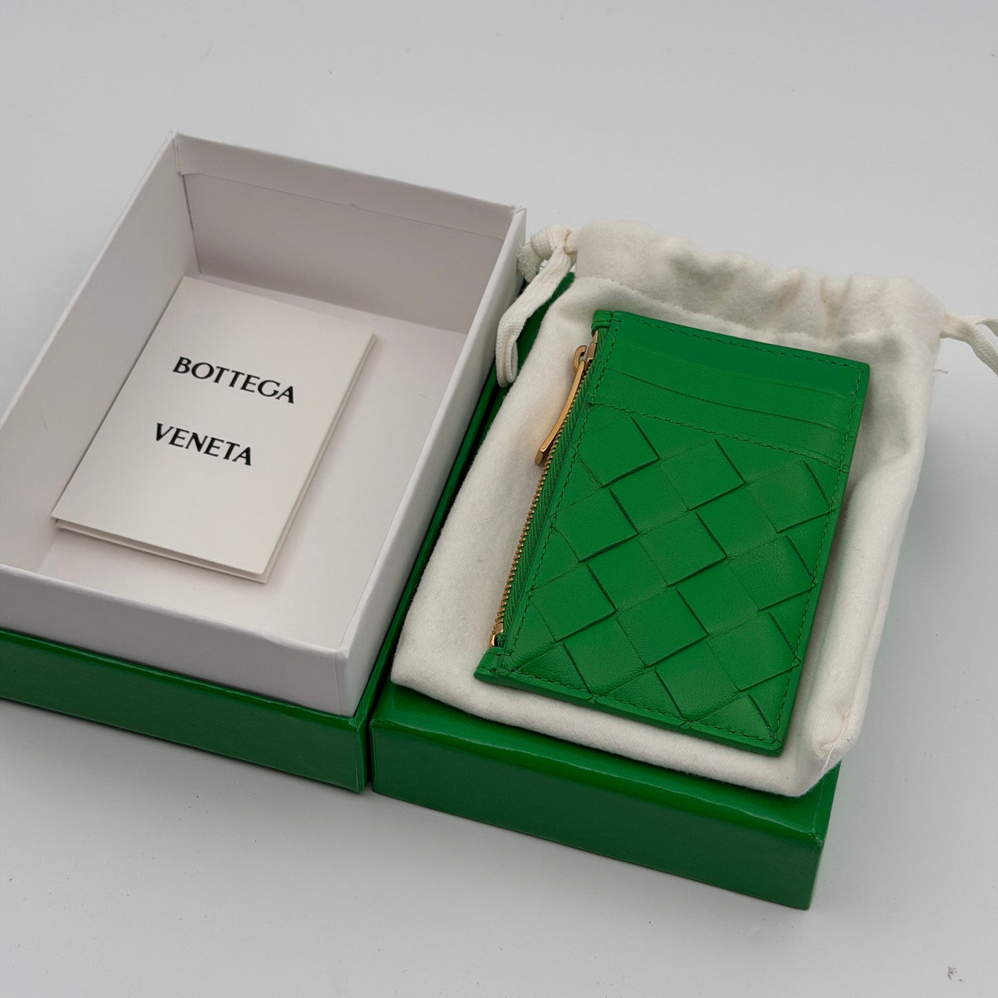 Pre-Owned Green Intrecciato Leather Cardholder
