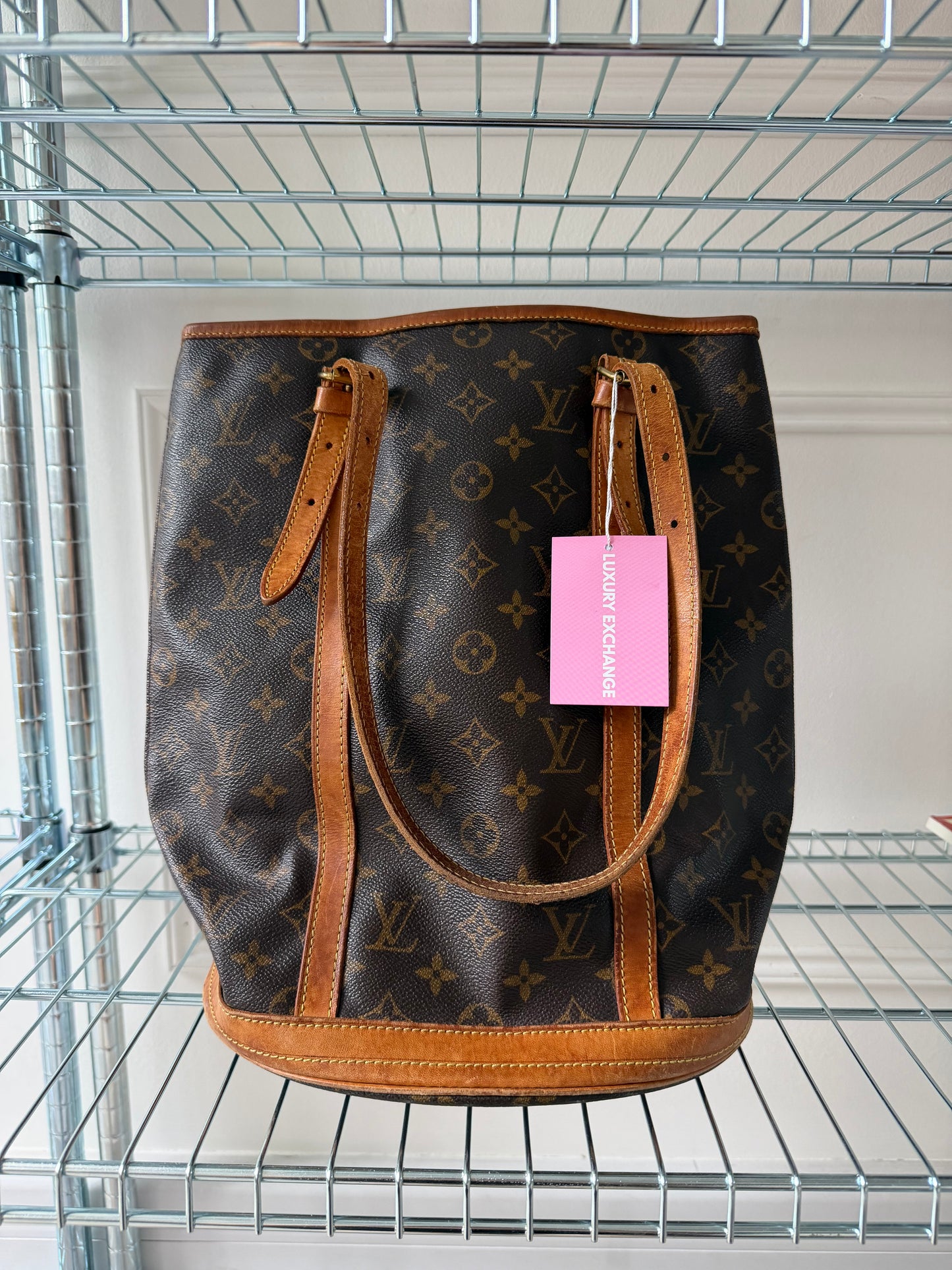 Pre-Owned LV Monogram Canvas Bucket Bag GM