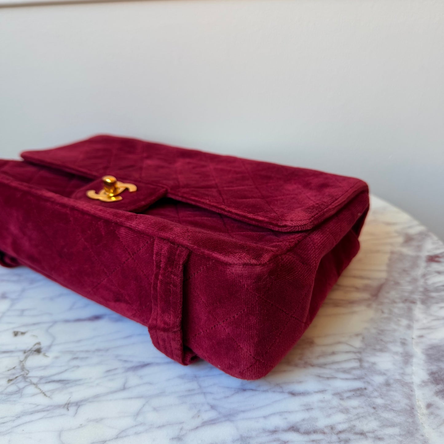 1991 Velour RARE Single Flap with Umbrella Loop 24K Gold-Plated Hardware