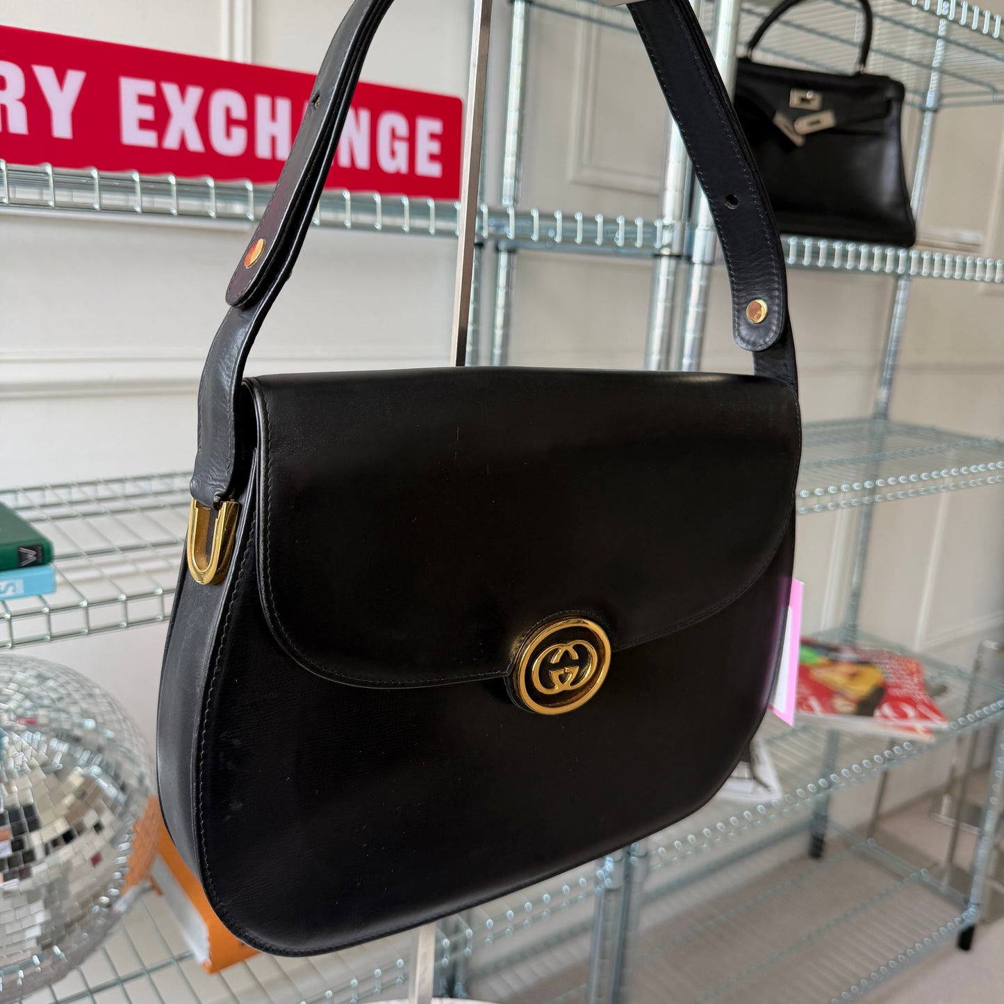 Pre-Owned Black Box Leather Shoulder Bag